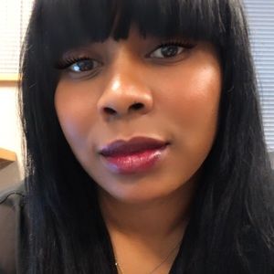 Meet your Posher, Janeene